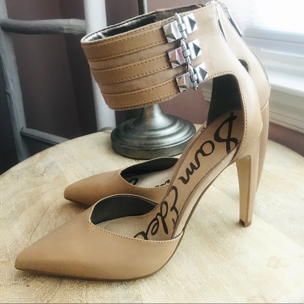 Sam Edelman heel with ankle strap